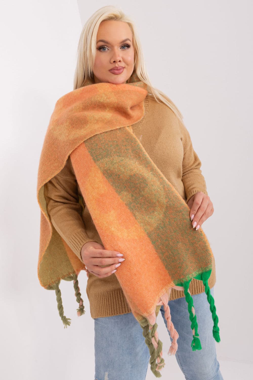 Scialle model 190546 AT