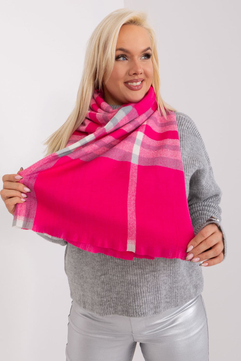 Scialle model 190563 AT