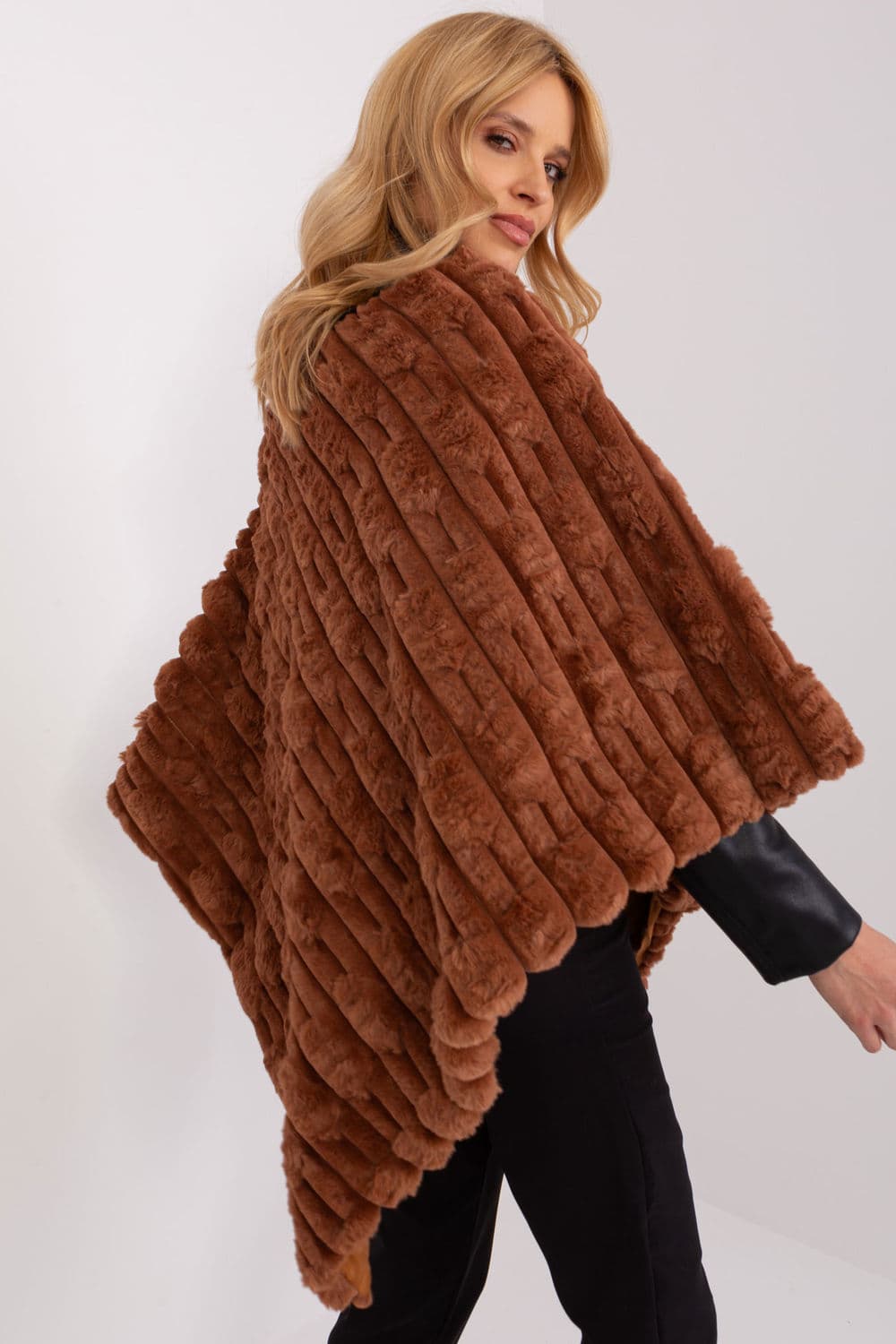 Poncho model 190856 AT - Miniatura 3