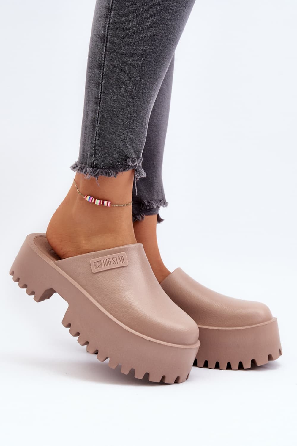ciabatte model 194120 Step in style