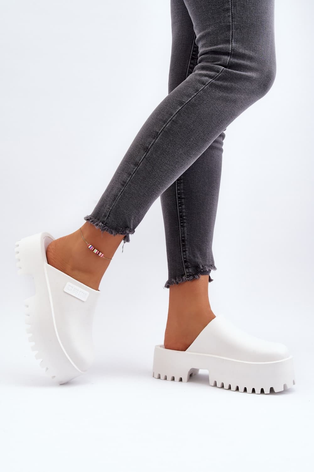 ciabatte model 194121 Step in style