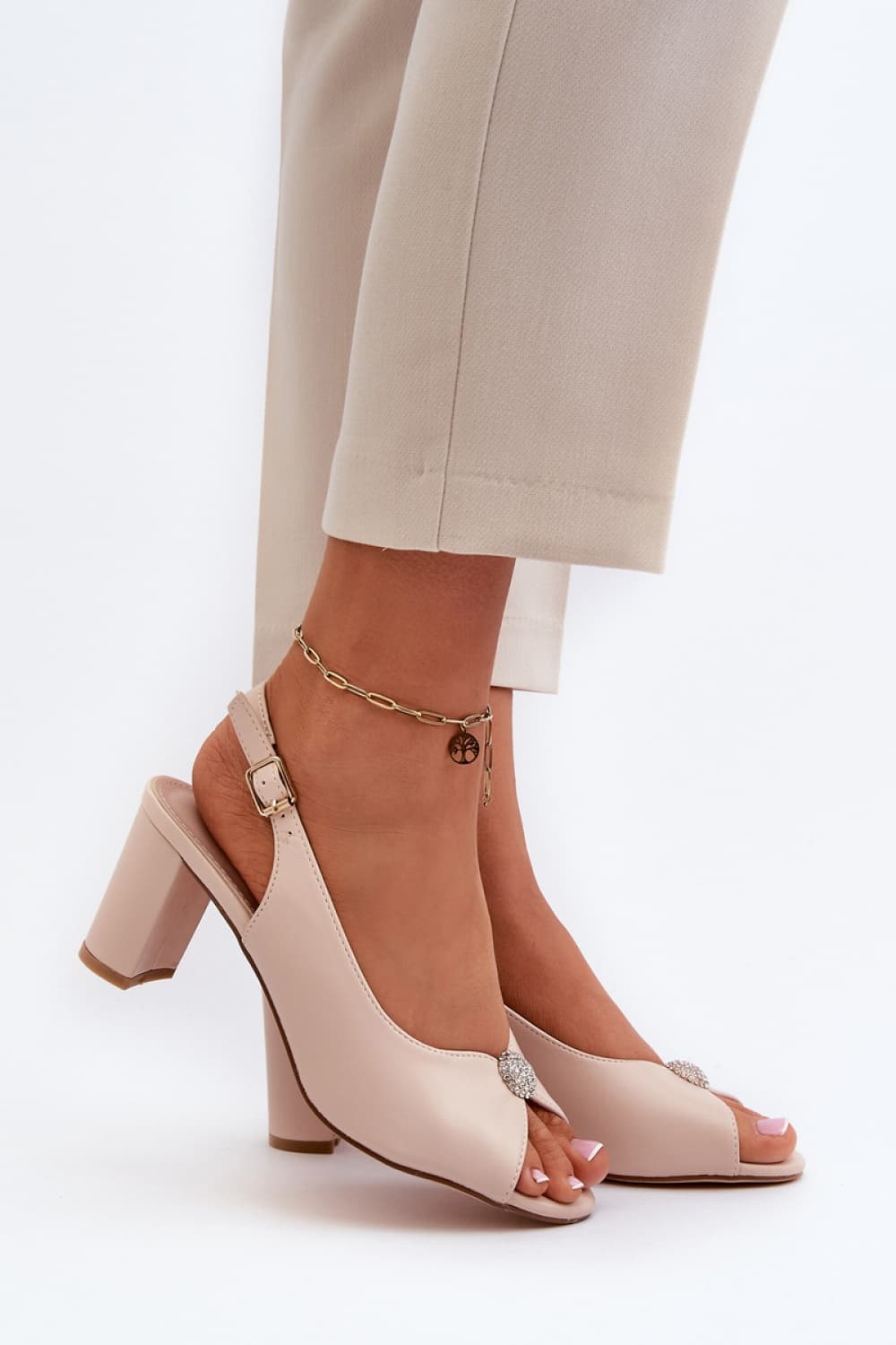 Sandali model 194970 Step in style