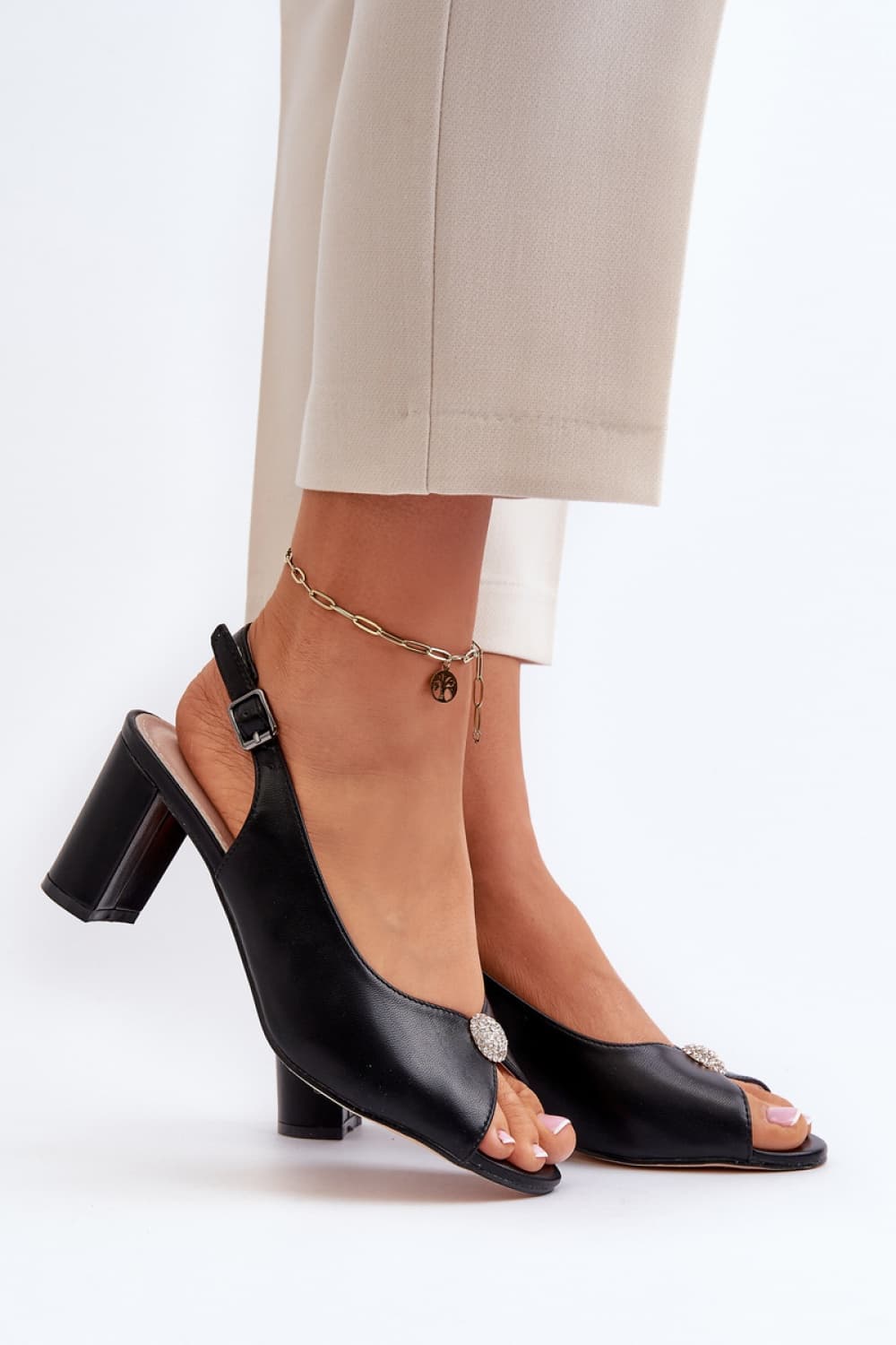 Sandali model 194971 Step in style