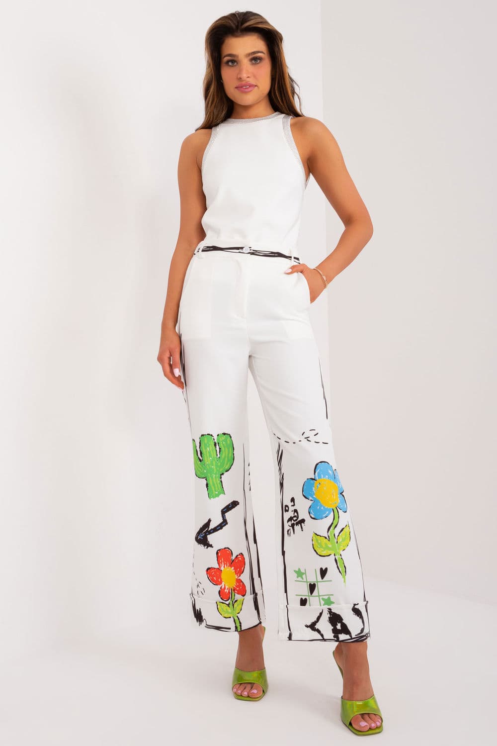 Pantaloni da donna model 196578 Italy Moda