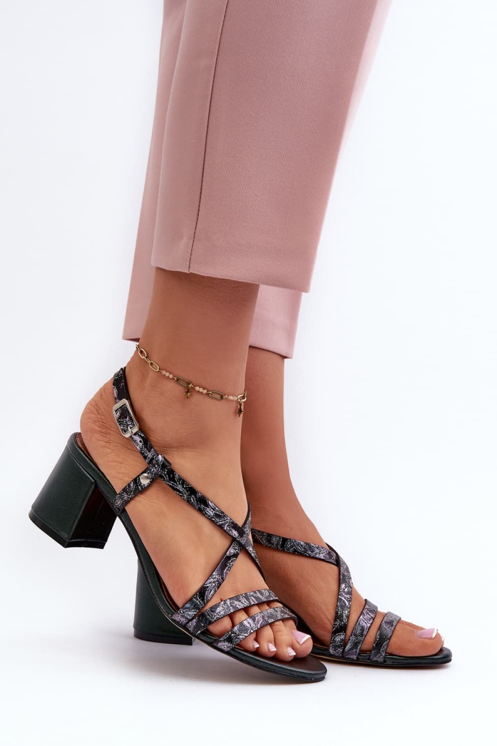 Sandali con tacco model 198794 Step in style