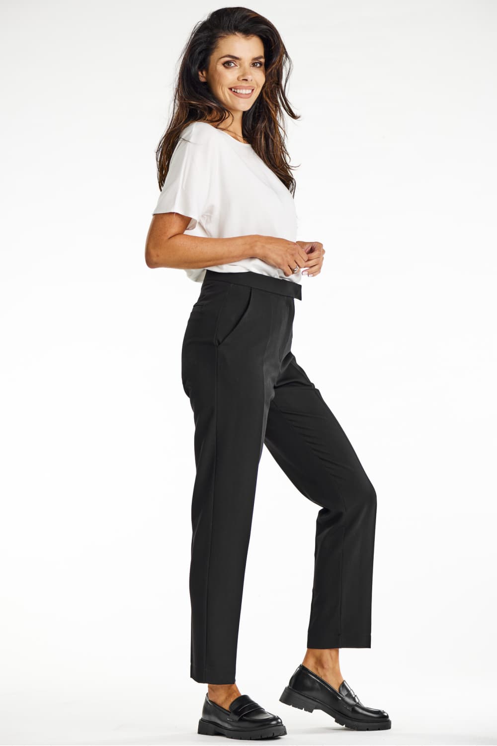 Pantaloni da donna model 200570 awama - Miniatura 2