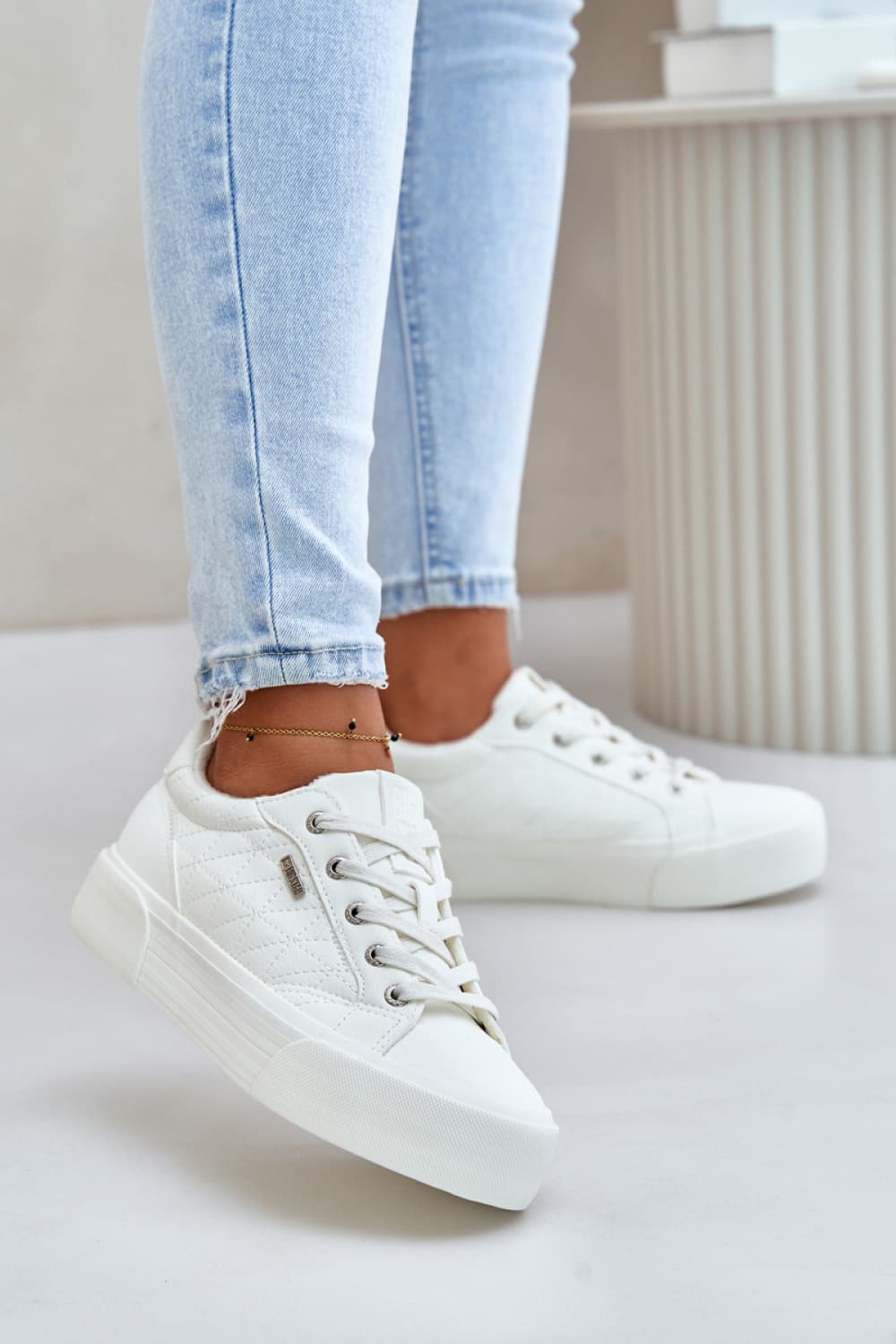 Scarpe da ginnastica con plateau model 201717 Step in style