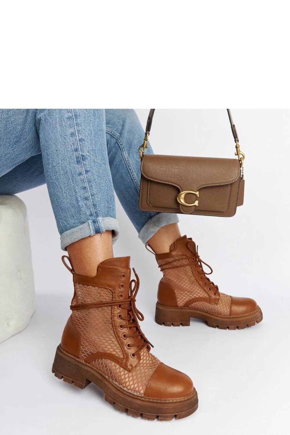 Scarpe con tacco model 204582 Solea