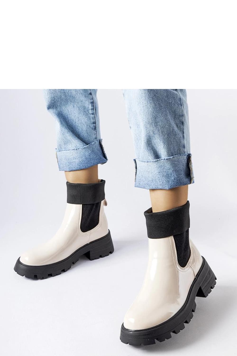 Scarpe con tacco model 204616 Solea