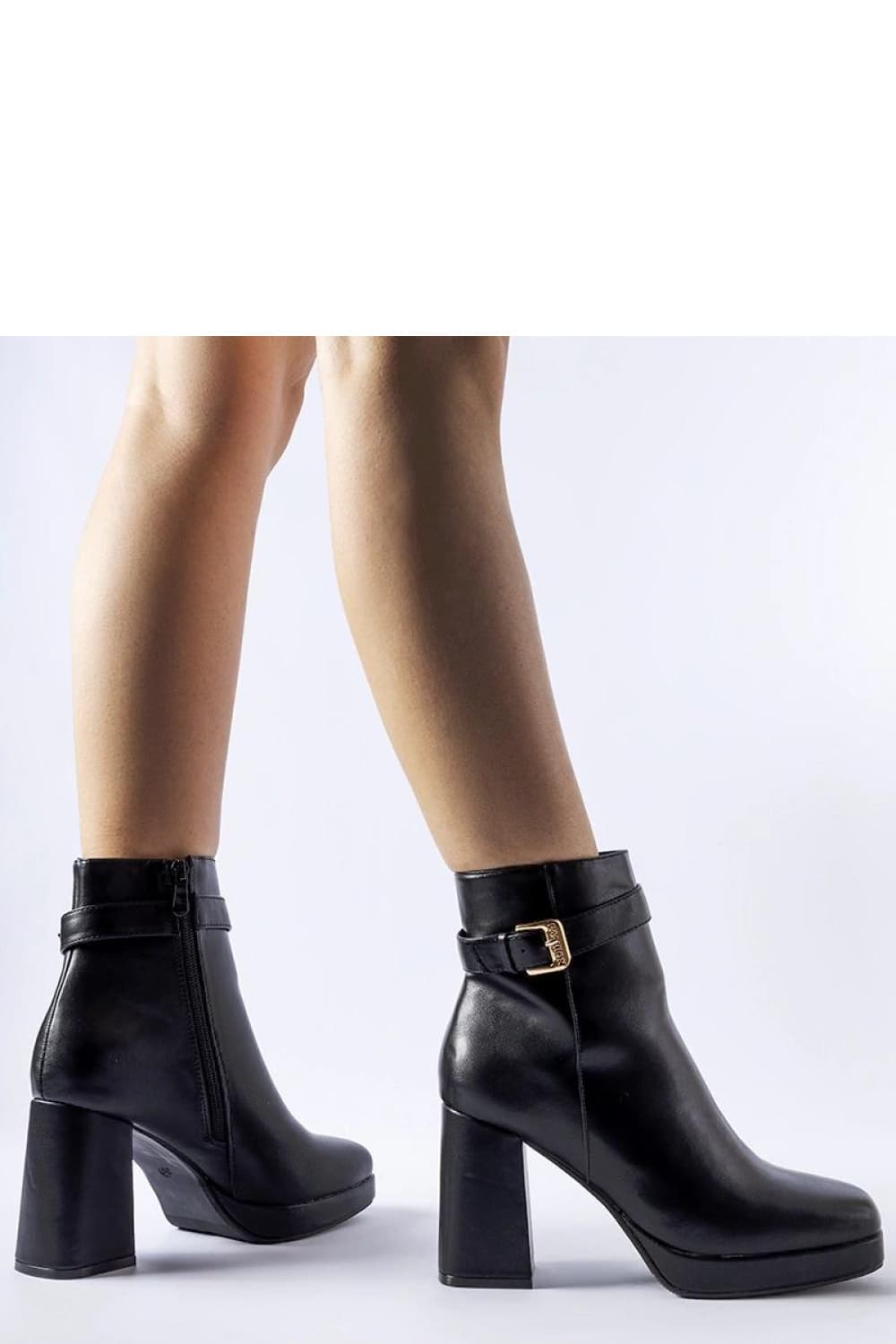 Scarpe con tacco model 204725 Solea