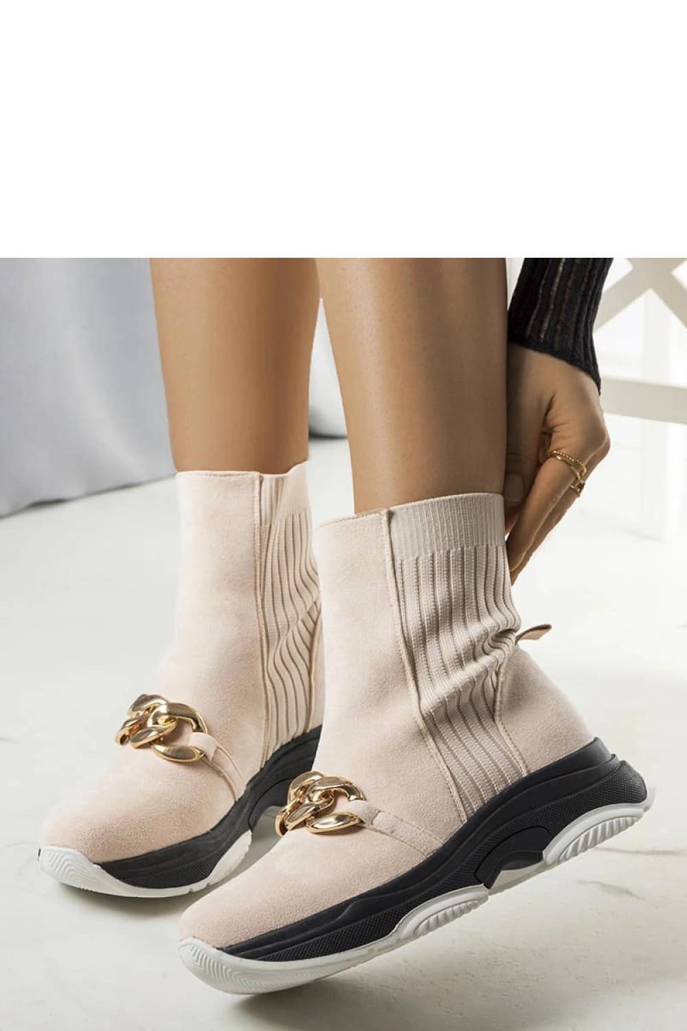 Scarpe con tacco model 204845 Solea