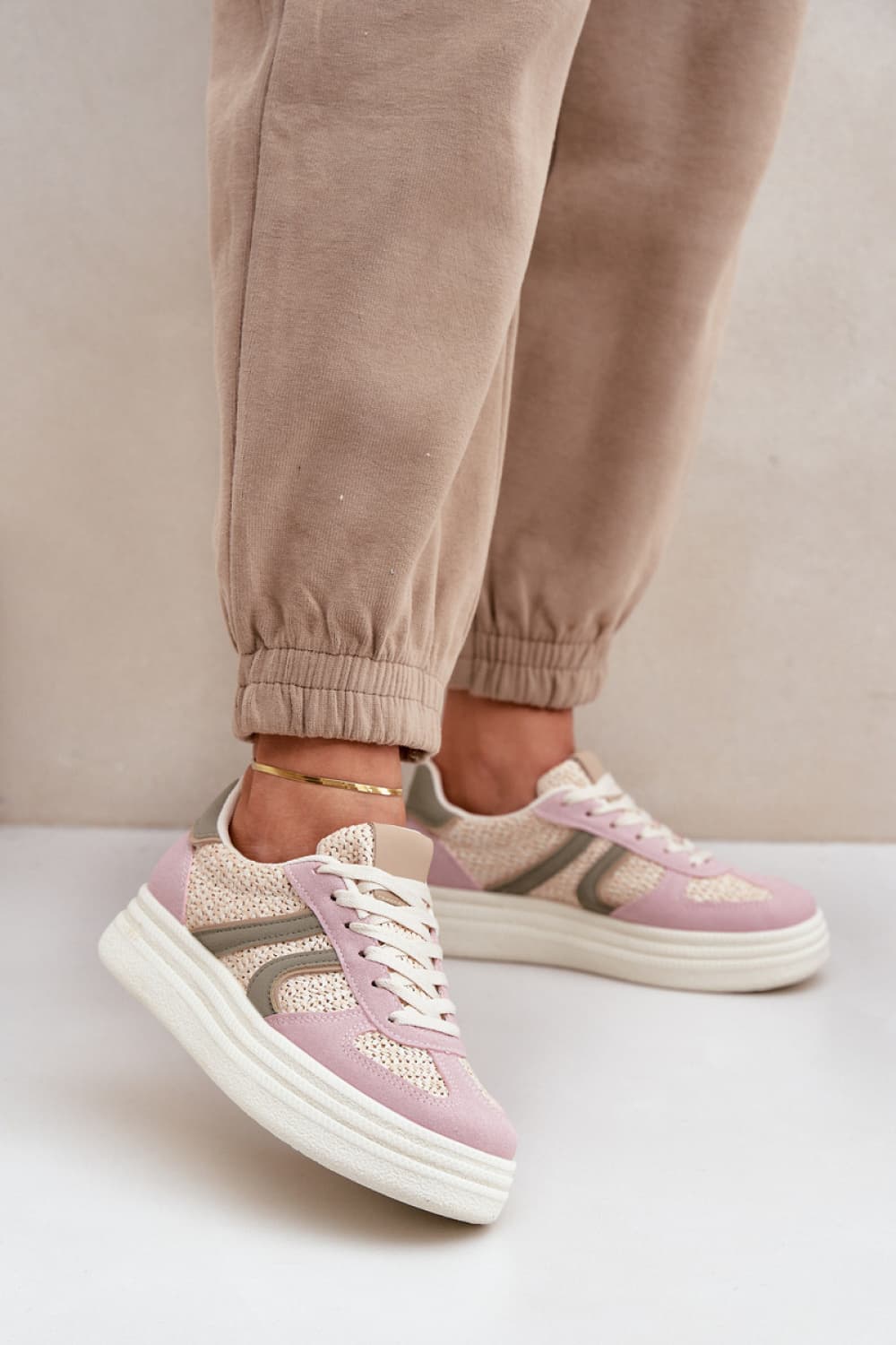 Scarpe sportive con piattaforma model 205951 Step in style