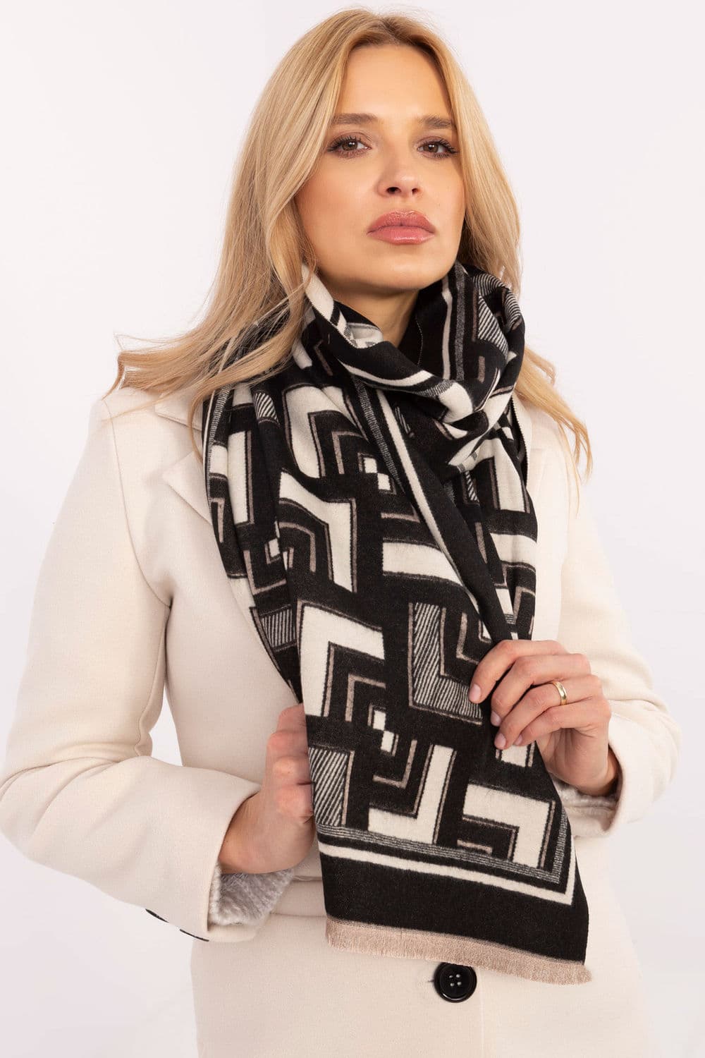 Scialle model 205965 AT