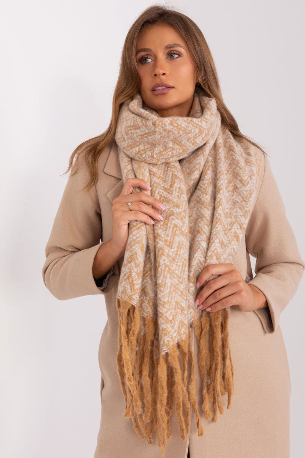 Scialle model 205970 AT