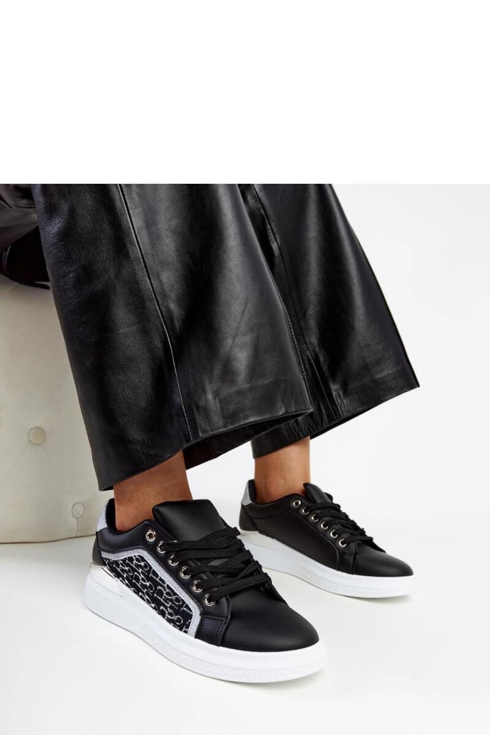 Sneakers model 207493 Solea