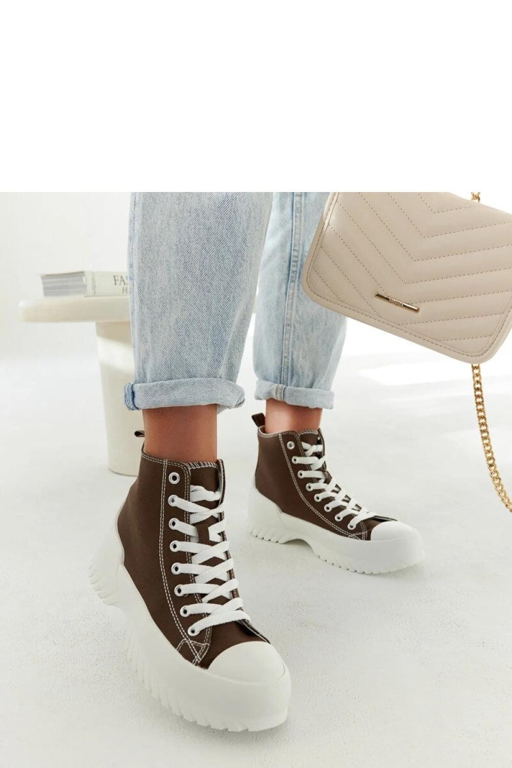 Sneakers model 207548 Solea