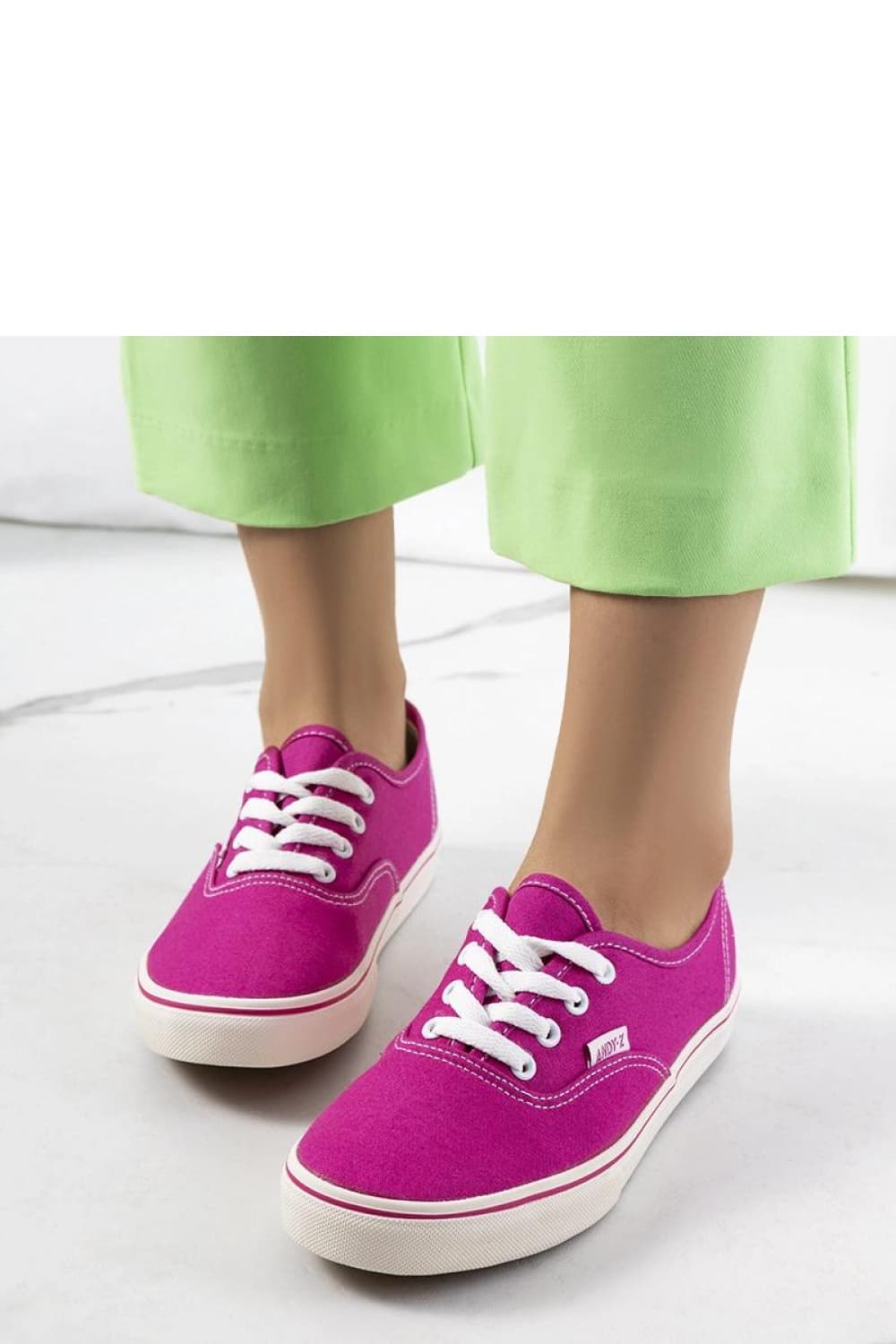 Sneakers model 208029 Solea