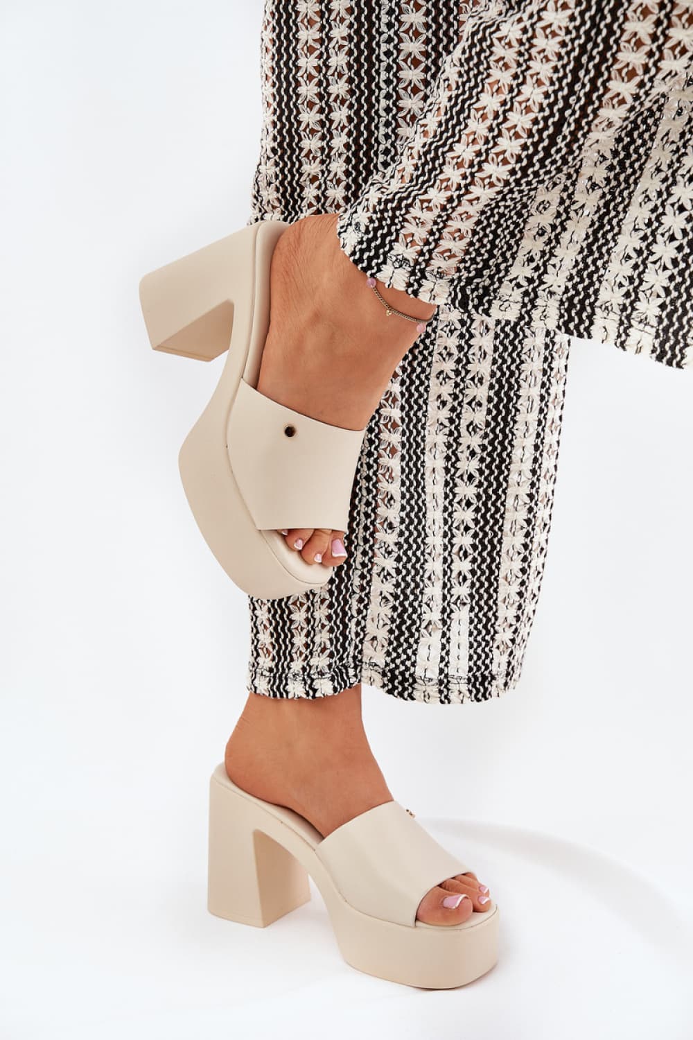 Zoccoli con tacco model 209943 Step in style