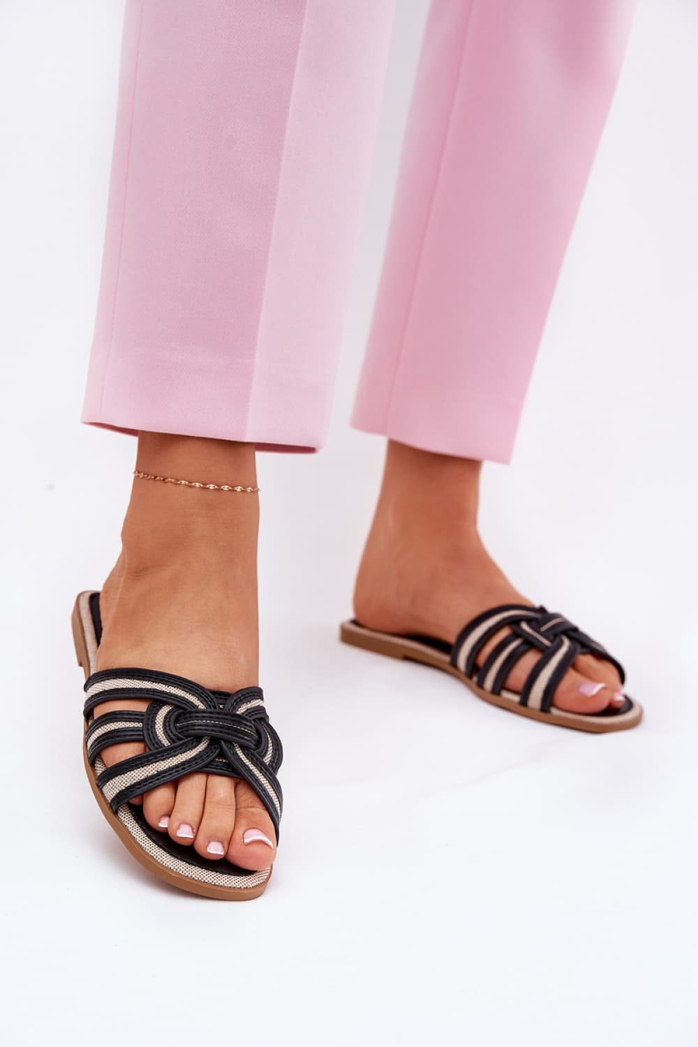 ciabatte model 210775 Step in style