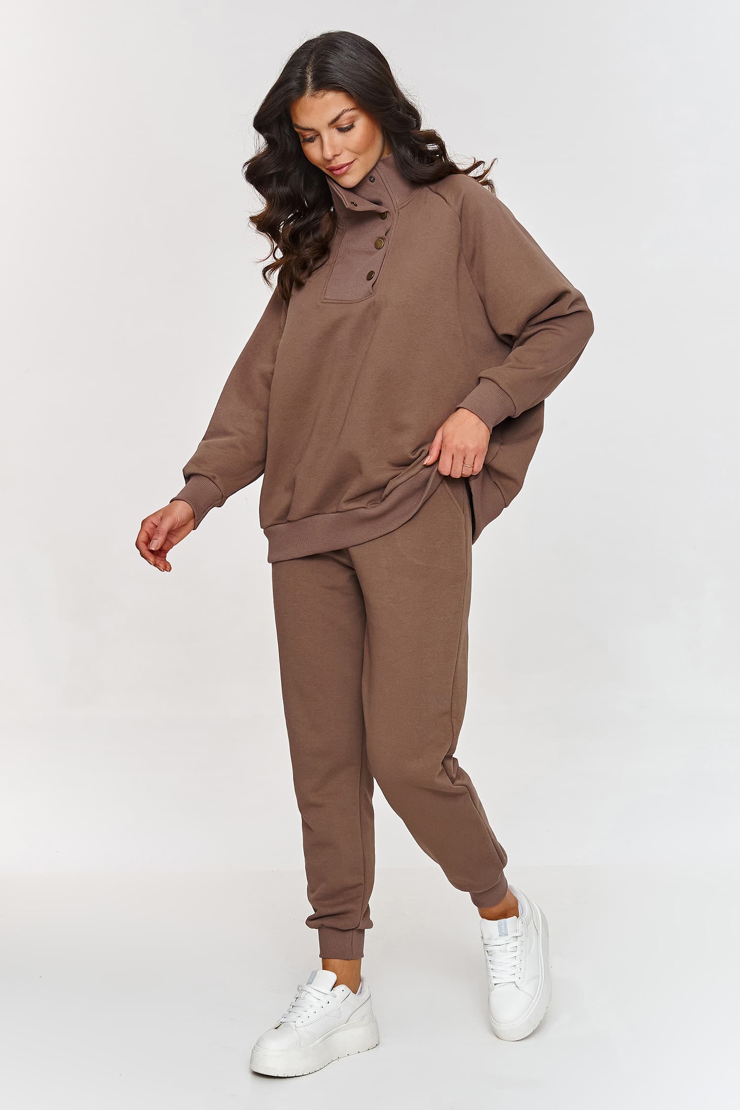 completo model 209755 Makadamia