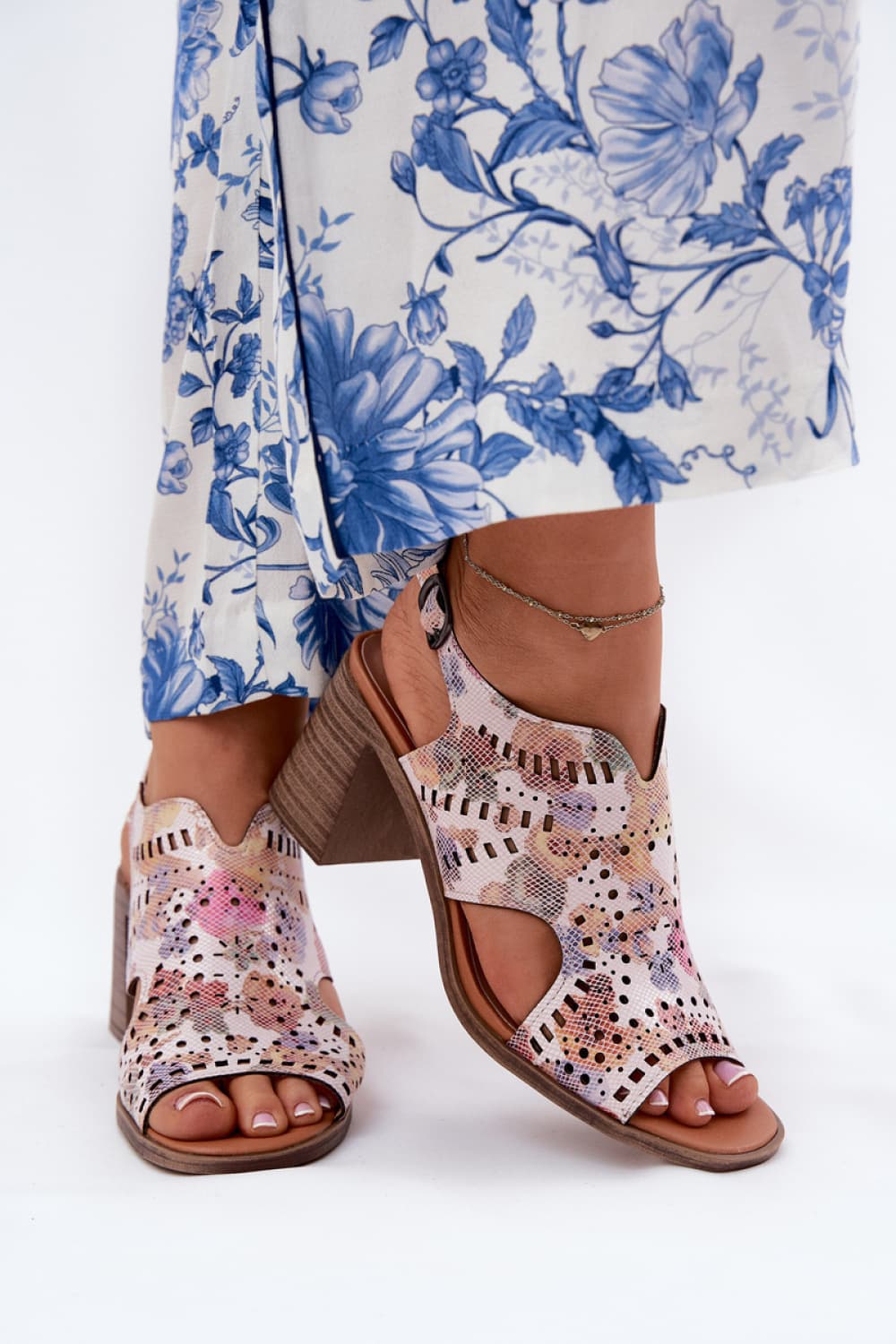 Sandali con tacco model 211363 Step in style