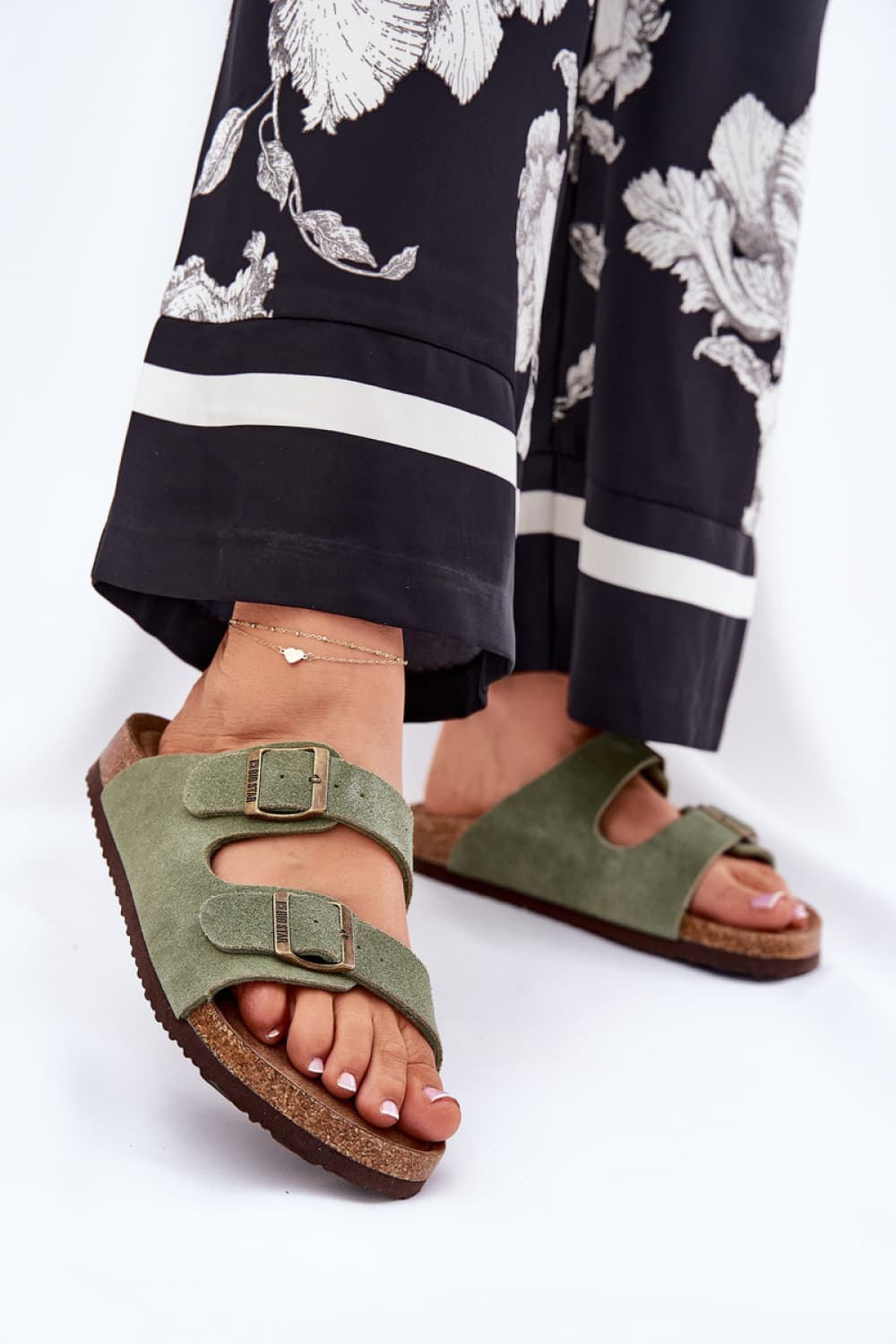 ciabatte model 211683 Step in style