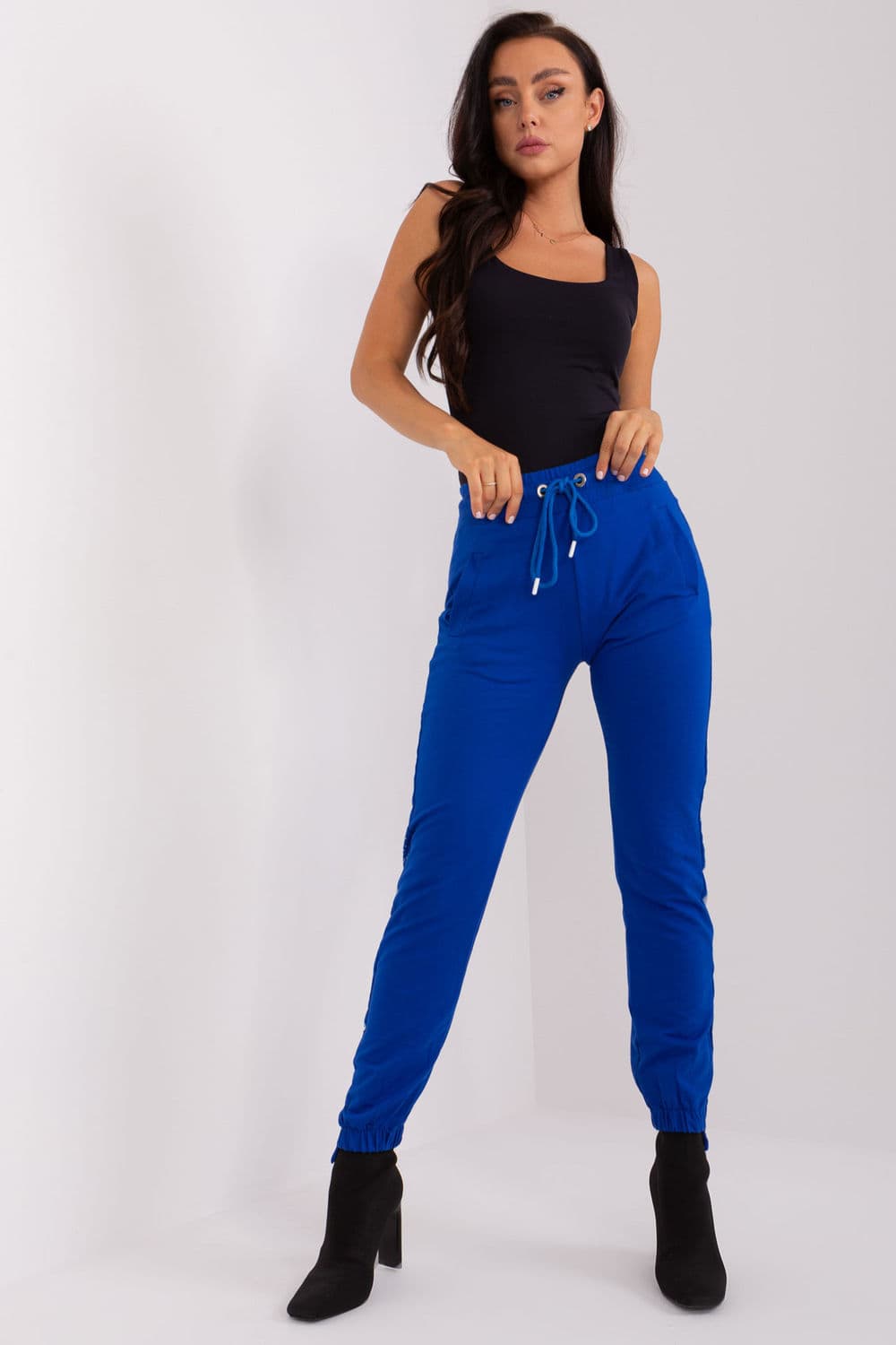 Pantaloni model 211742 Relevance