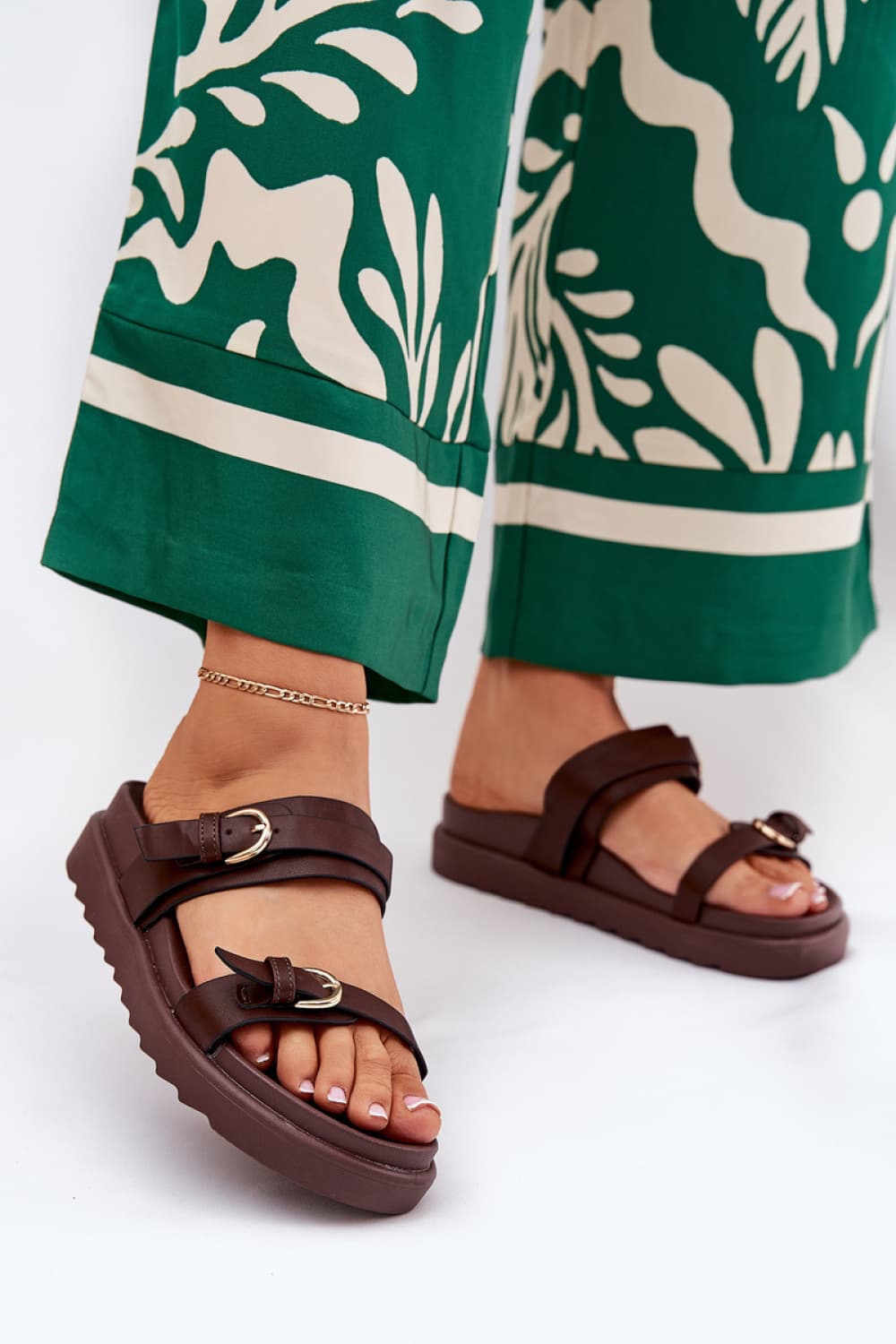 Zoccoli con piattaforma model 212142 Step in style