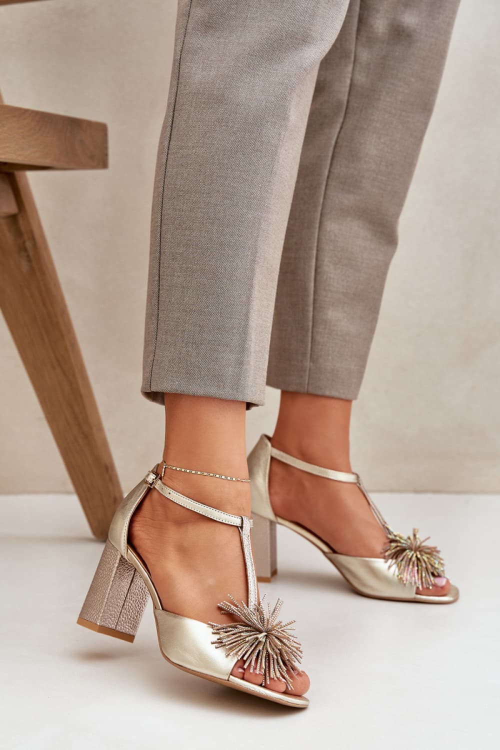 Sandali con tacco model 212584 Step in style