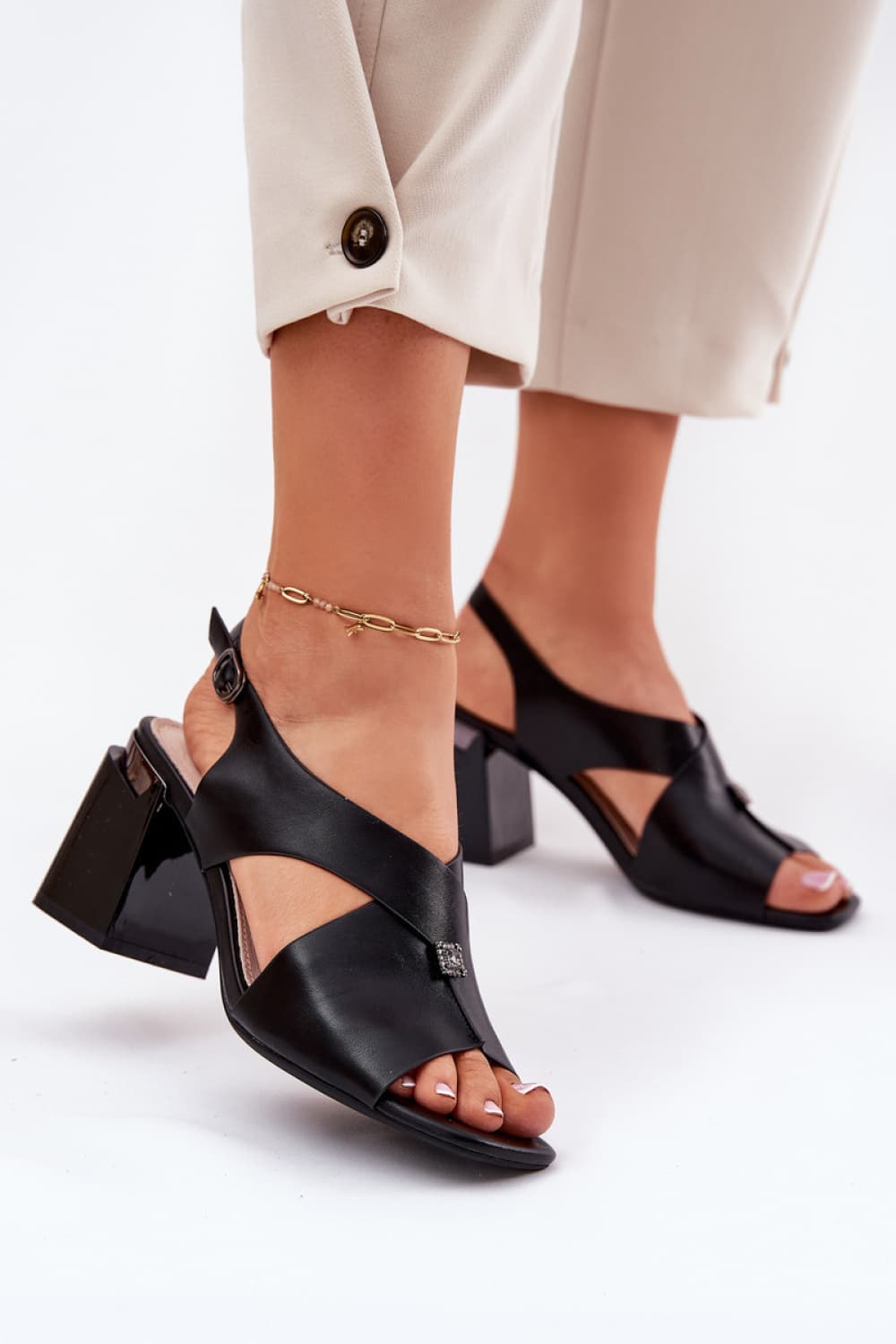 Sandali con tacco model 212828 Step in style