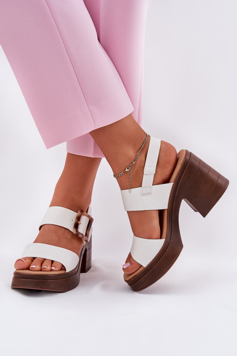 Sandali con tacco model 213008 Step in style