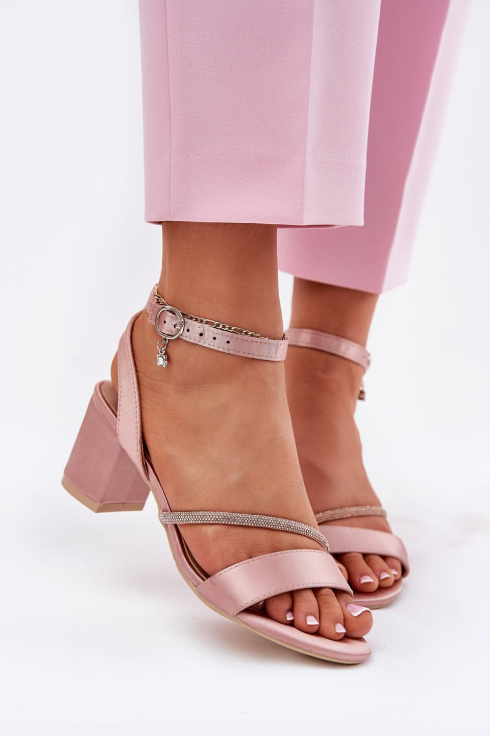 Sandali con tacco model 213010 Step in style