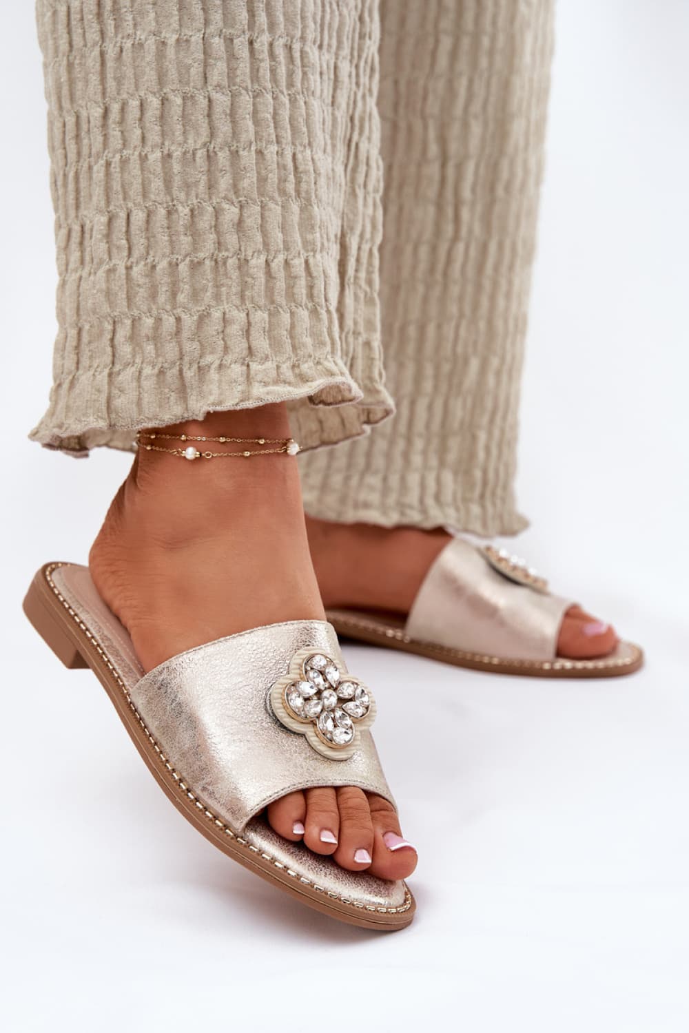 ciabatte model 213480 Step in style