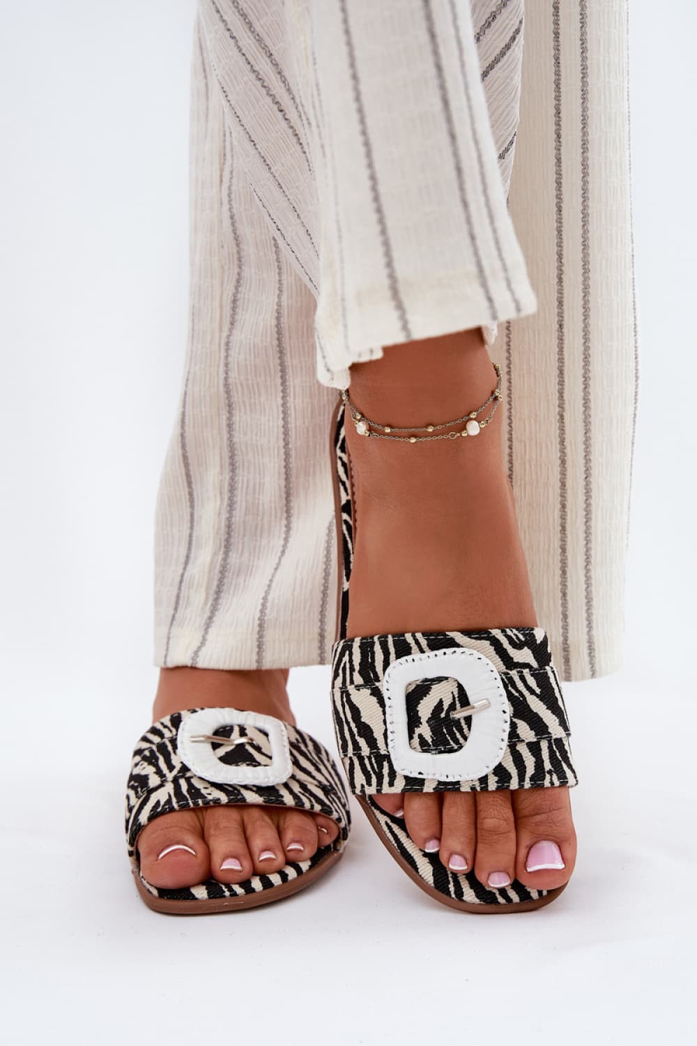 ciabatte model 213965 Step in style