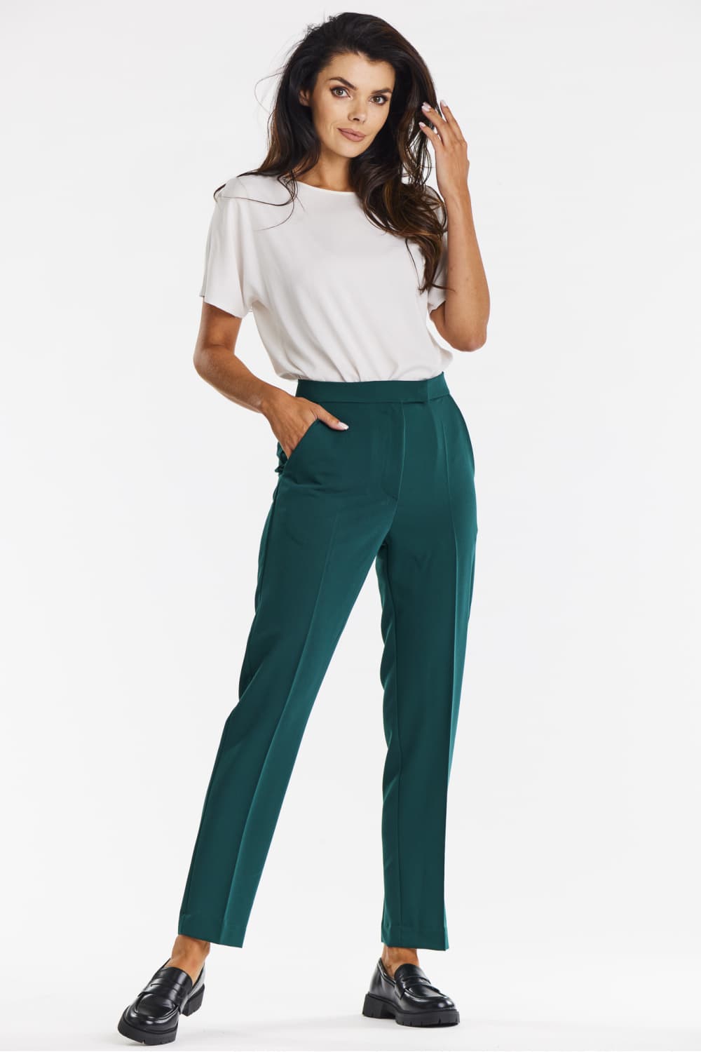 Pantaloni da donna model 213971 awama