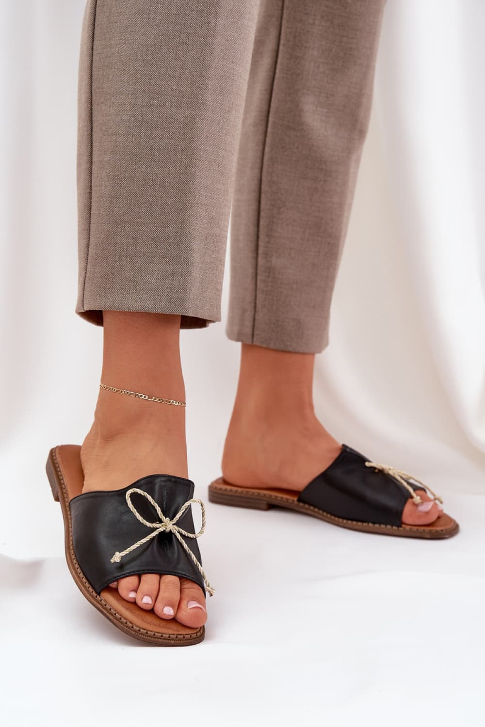 ciabatte model 214363 Step in style
