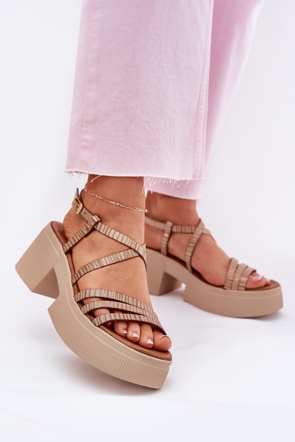 Sandali con tacco model 214994 Step in style