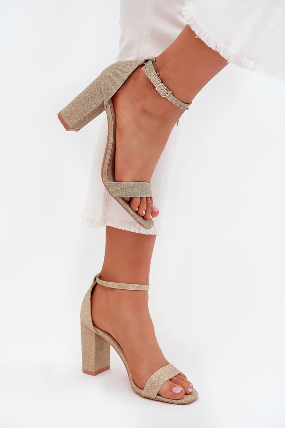 Sandali con tacco model 215643 Step in style