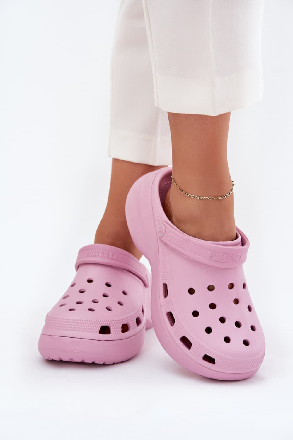 ciabatte model 215959 Step in style