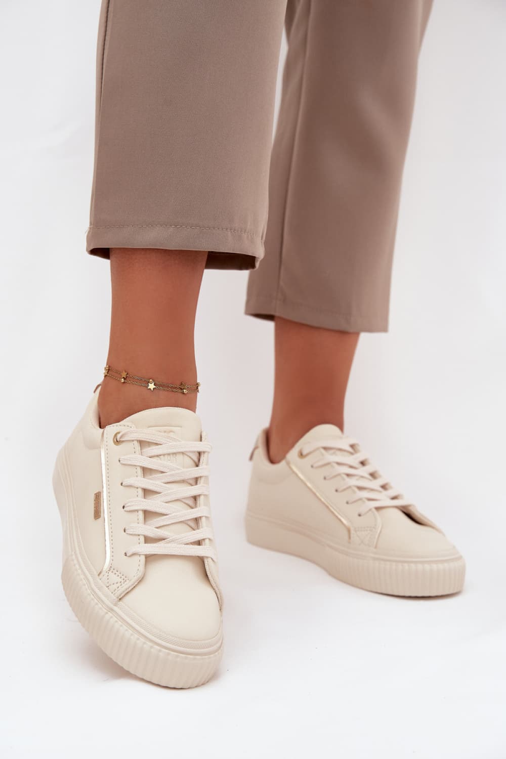 Scarpe sportive con piattaforma model 216434 Step in style