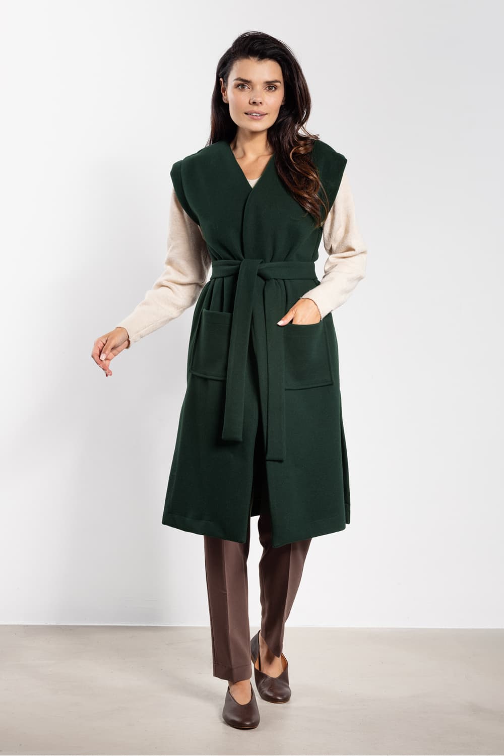 Gilet model 218957 awama - Miniatura 4