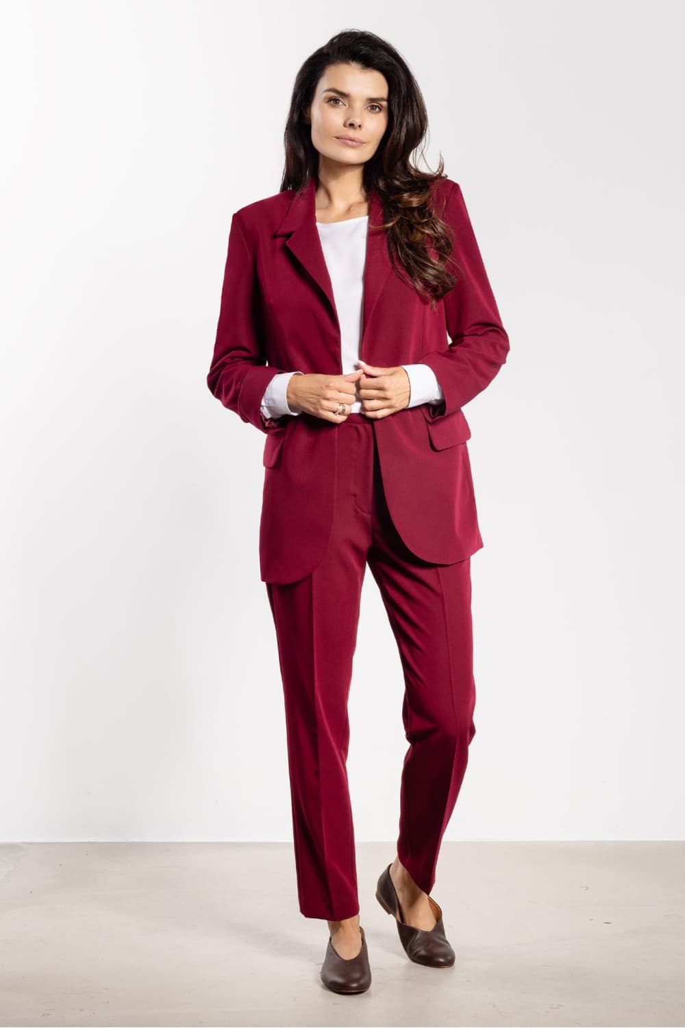 Pantaloni da donna model 218976 awama - Miniatura 2