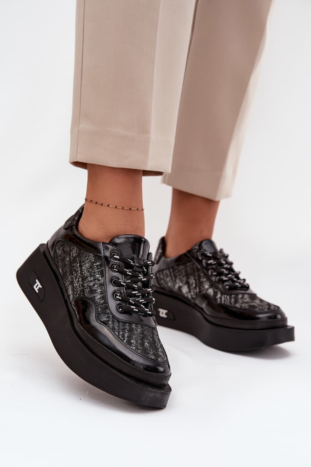 Scarpe con plateau model 219107 Step in style
