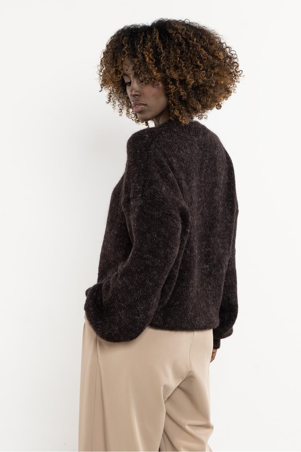 Maglione model 220850 awama - Miniatura 3