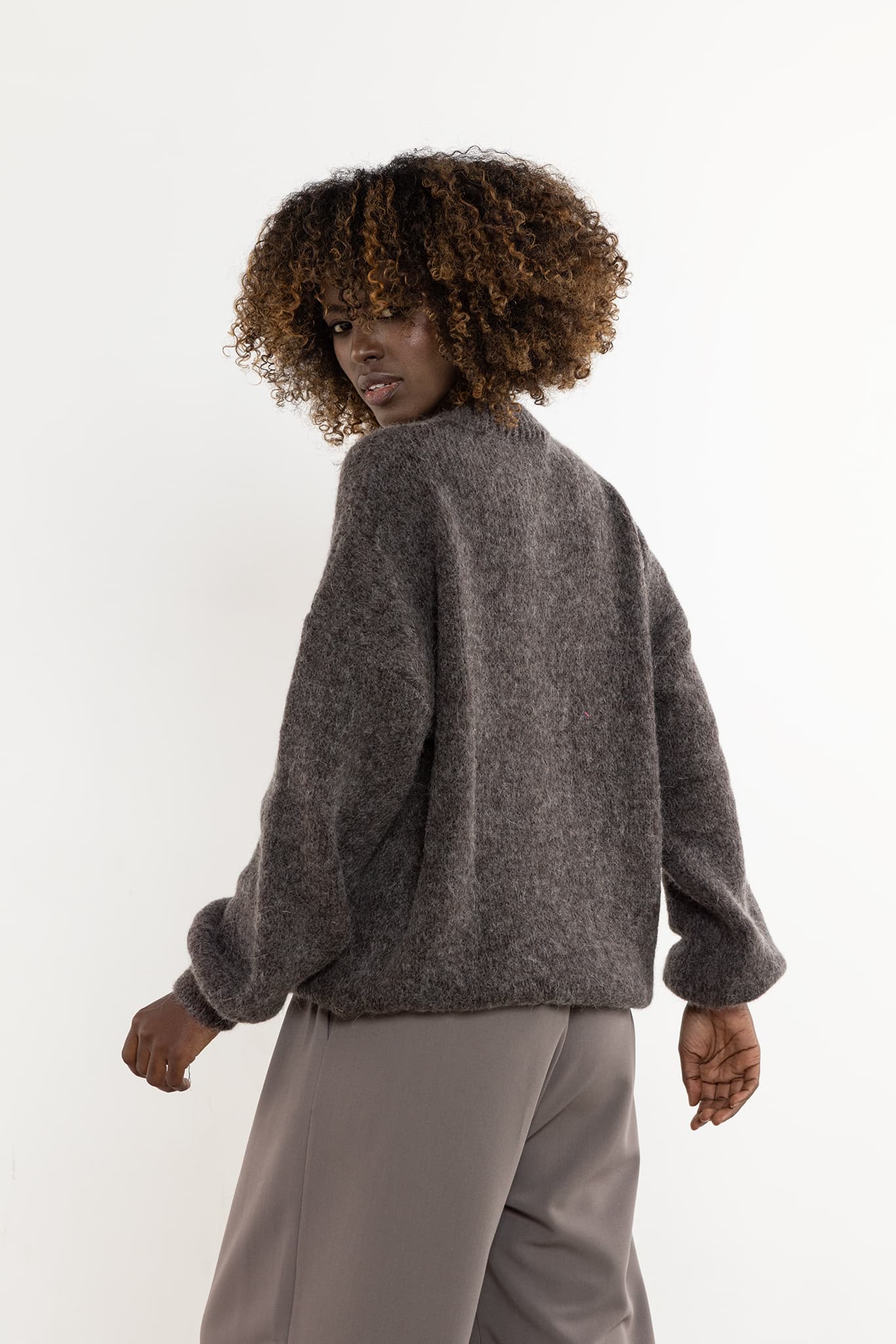 Maglione model 220849 awama - Miniatura 4