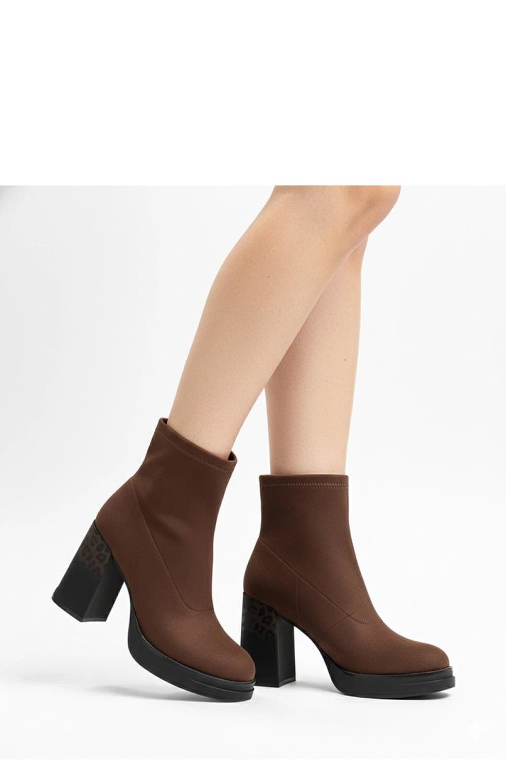 Scarpe con tacco model 222036 Solea