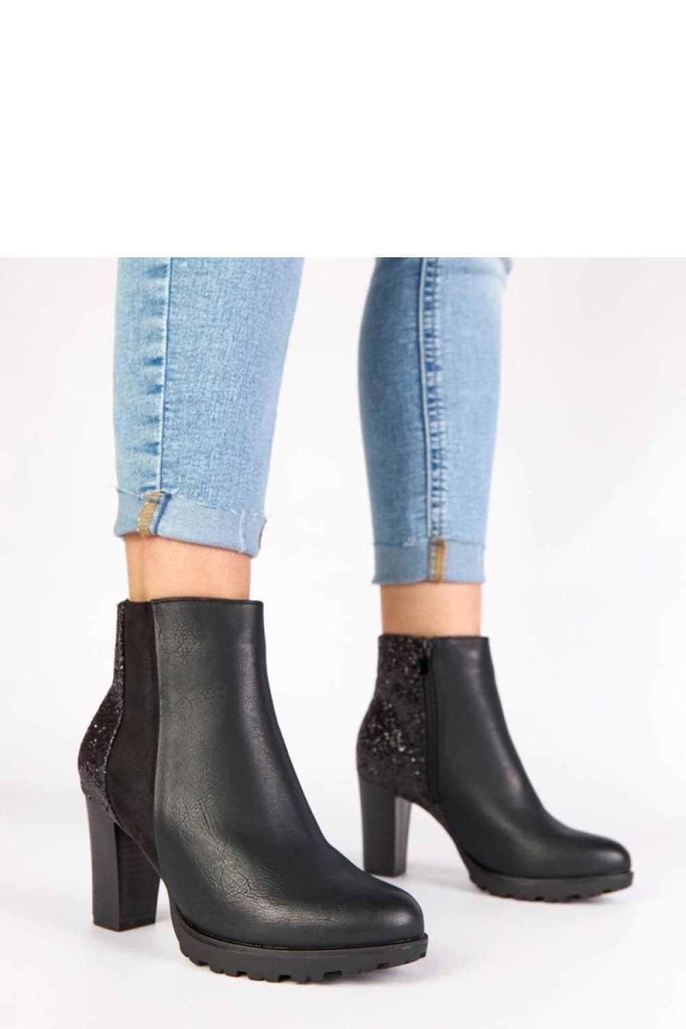 Scarpe con tacco model 222359 Solea
