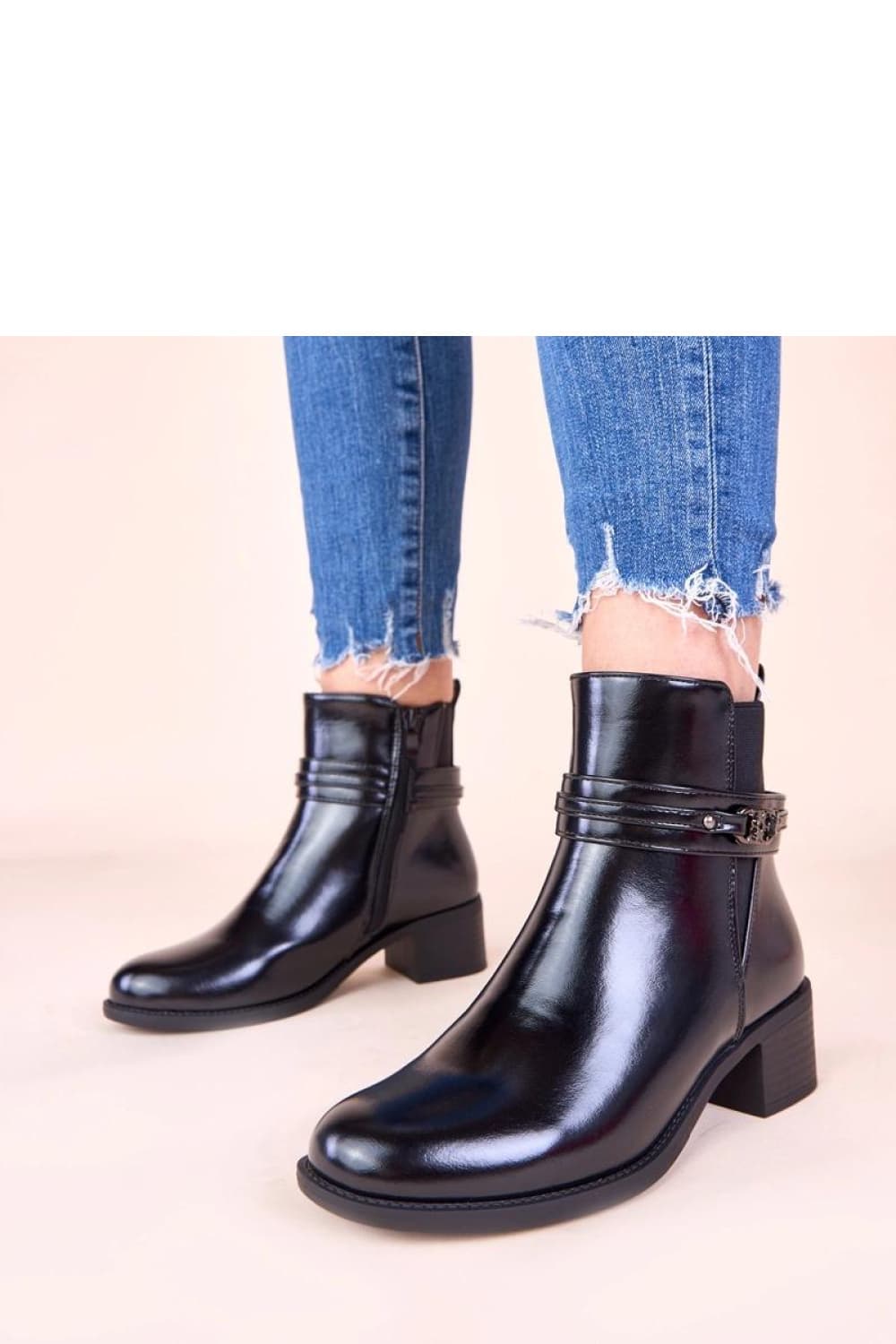 Scarpe con tacco model 222370 Solea