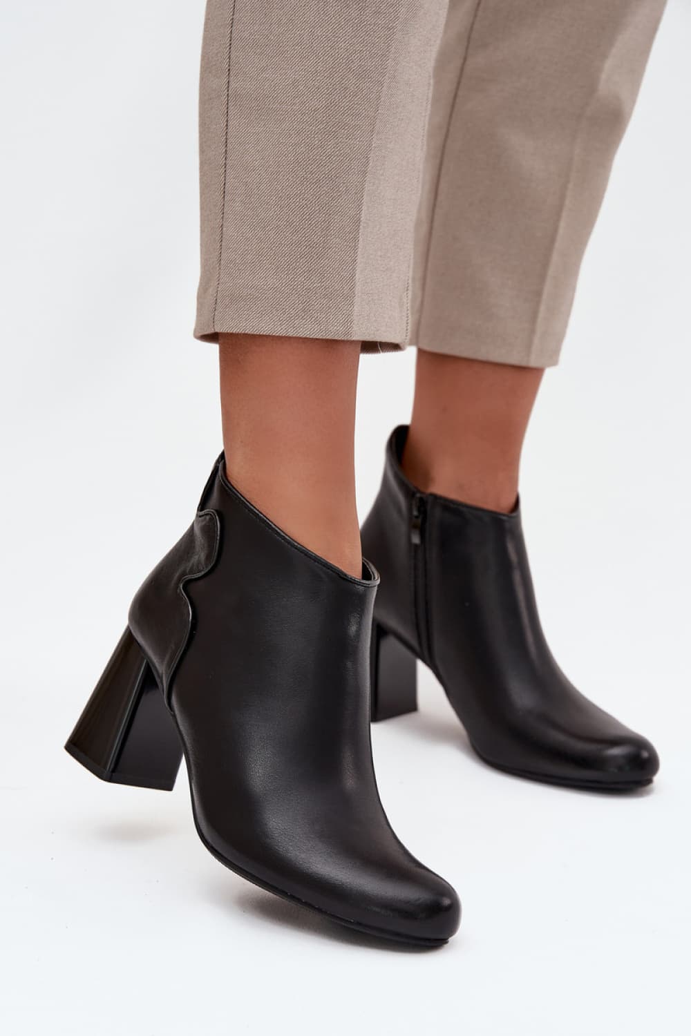 Scarpe con tacco model 222725 Step in style