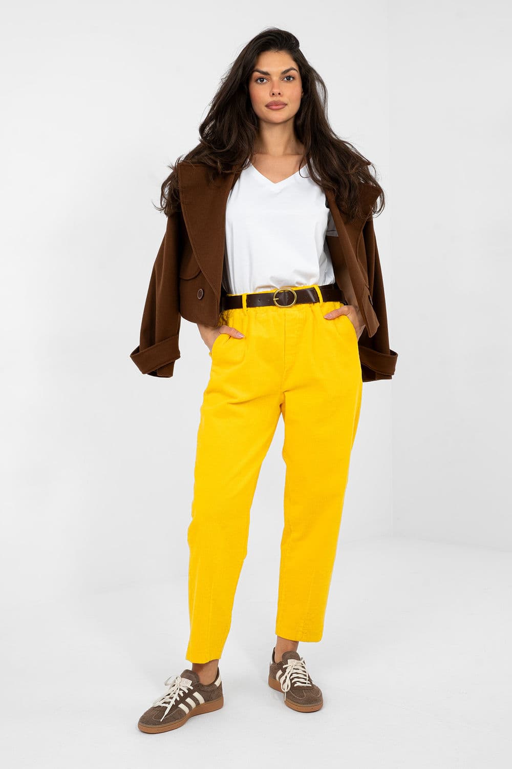 Pantaloni in velluto model 224052 Italy Moda